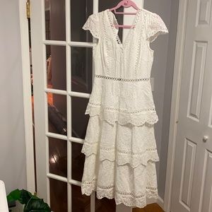 Never worn Lulus ruffle tiered dress!